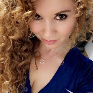 Meet your Posher, Sara